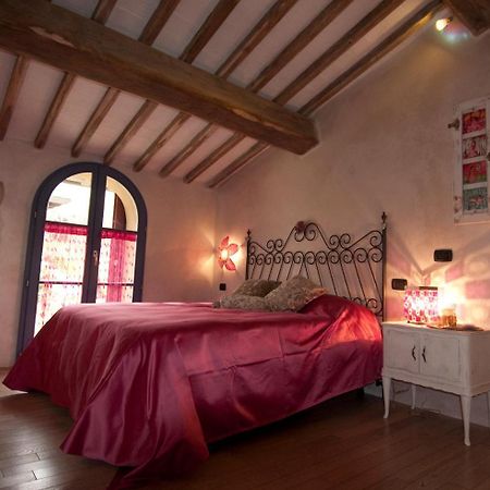 Bed and Breakfast La Casina Di Cioccolata Барберино-Валь-д'Эльса Экстерьер фото