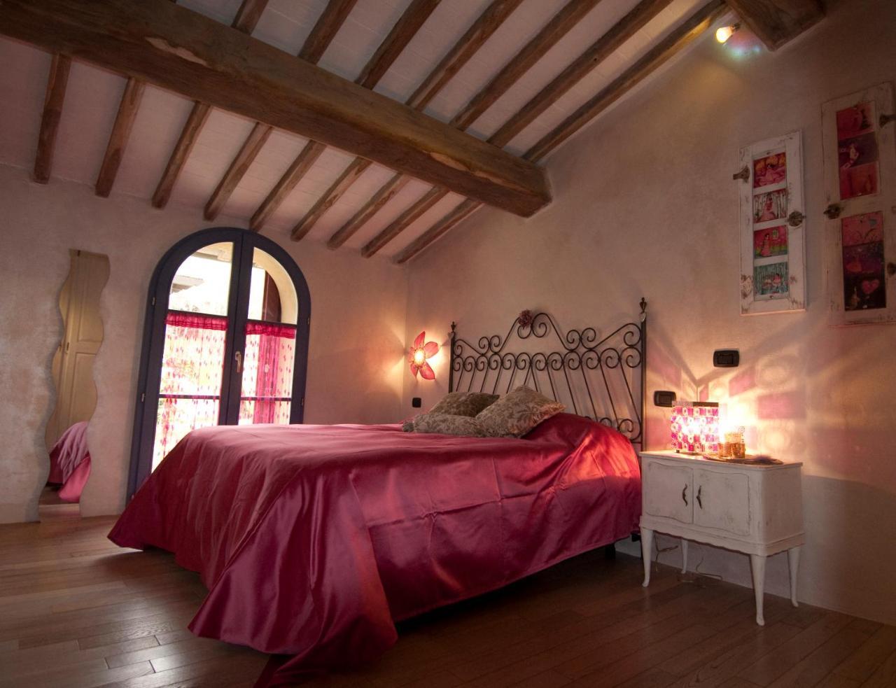 Bed and Breakfast La Casina Di Cioccolata Барберино-Валь-д'Эльса Экстерьер фото