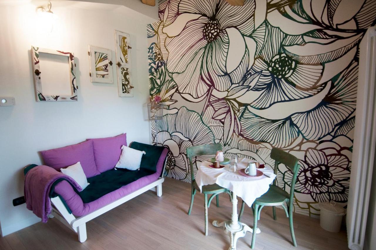 Bed and Breakfast La Casina Di Cioccolata Барберино-Валь-д'Эльса Экстерьер фото